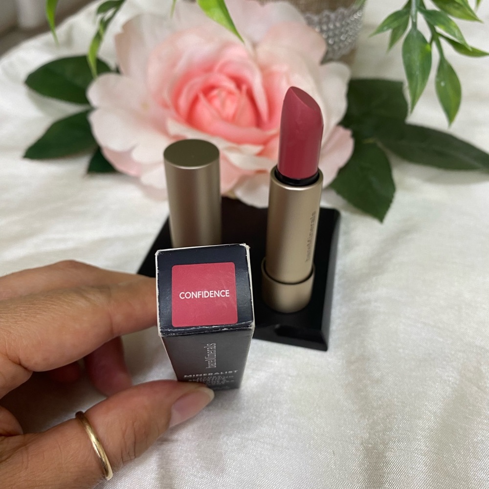 Bareminerals Mineralist Hydra Smoothing Lipstick Confidence 0.12oz/3.6g - Picture 4 of 4